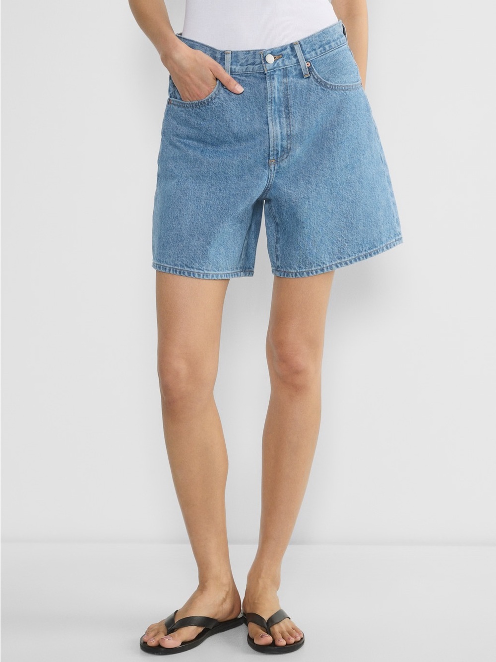Aritzia Denim Forum The '90s Vintage Hi-Rise Baggy Short, Vintage Bleu Bottle